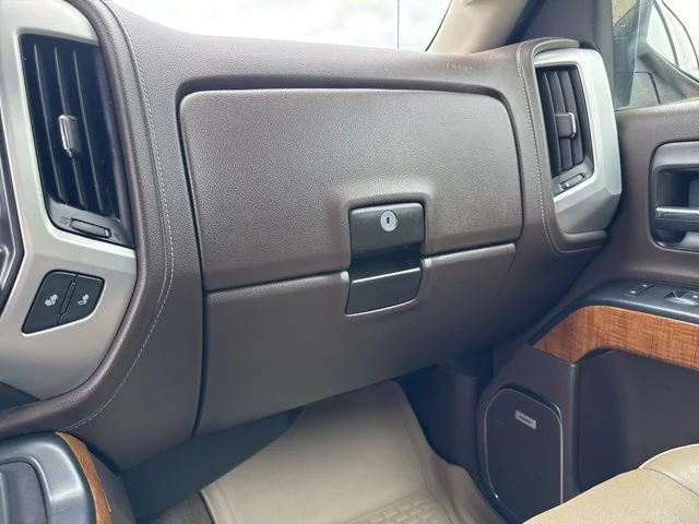 Used 2017 Gray GMC SLT image 32