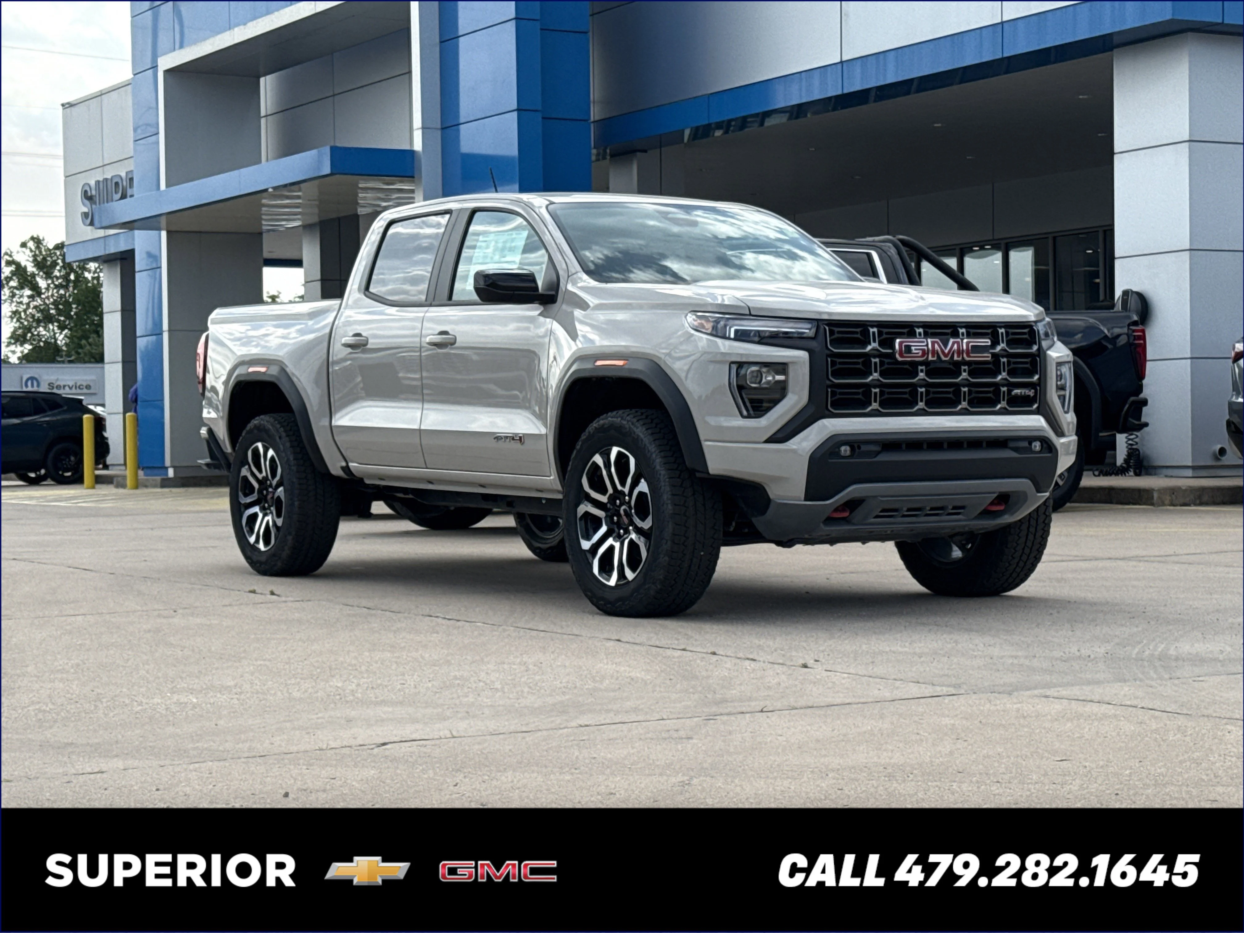 2026 GMC Canyon 4WD AT4 Crew Cab Short Box's photo