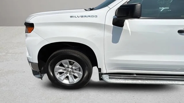 Used 2025 Summit White Chevrolet WT image 33