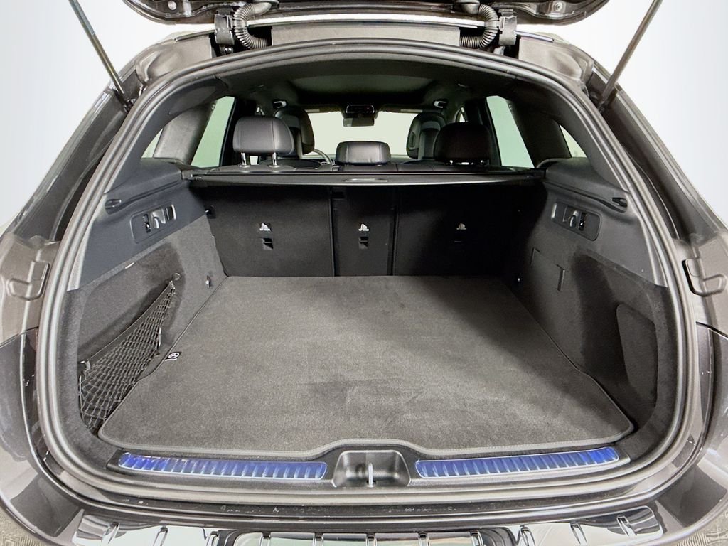 Used 2026 Gray Mercedes-Benz GLC 300 image 21