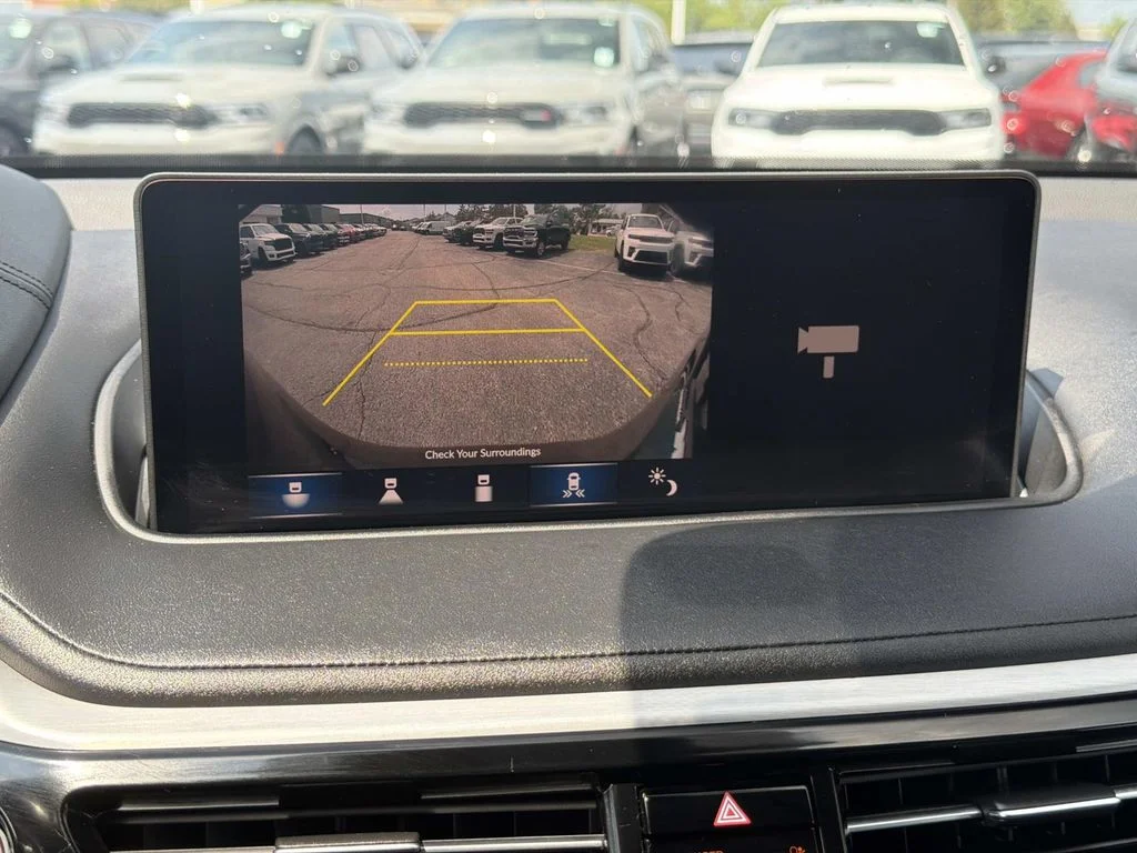 Used 2023  Acura Technology image 19