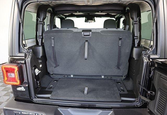 2025 Jeep Wrangler 2-Door Rubicon - Photo 6