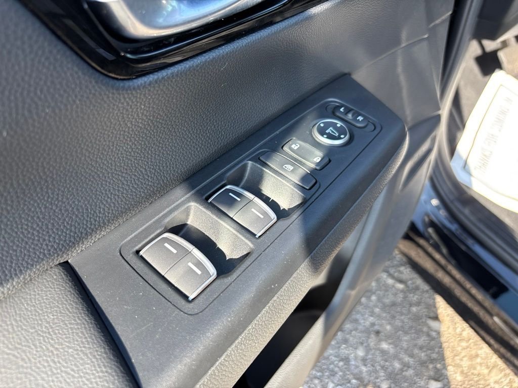 Used 2024  Honda EX-L image 20