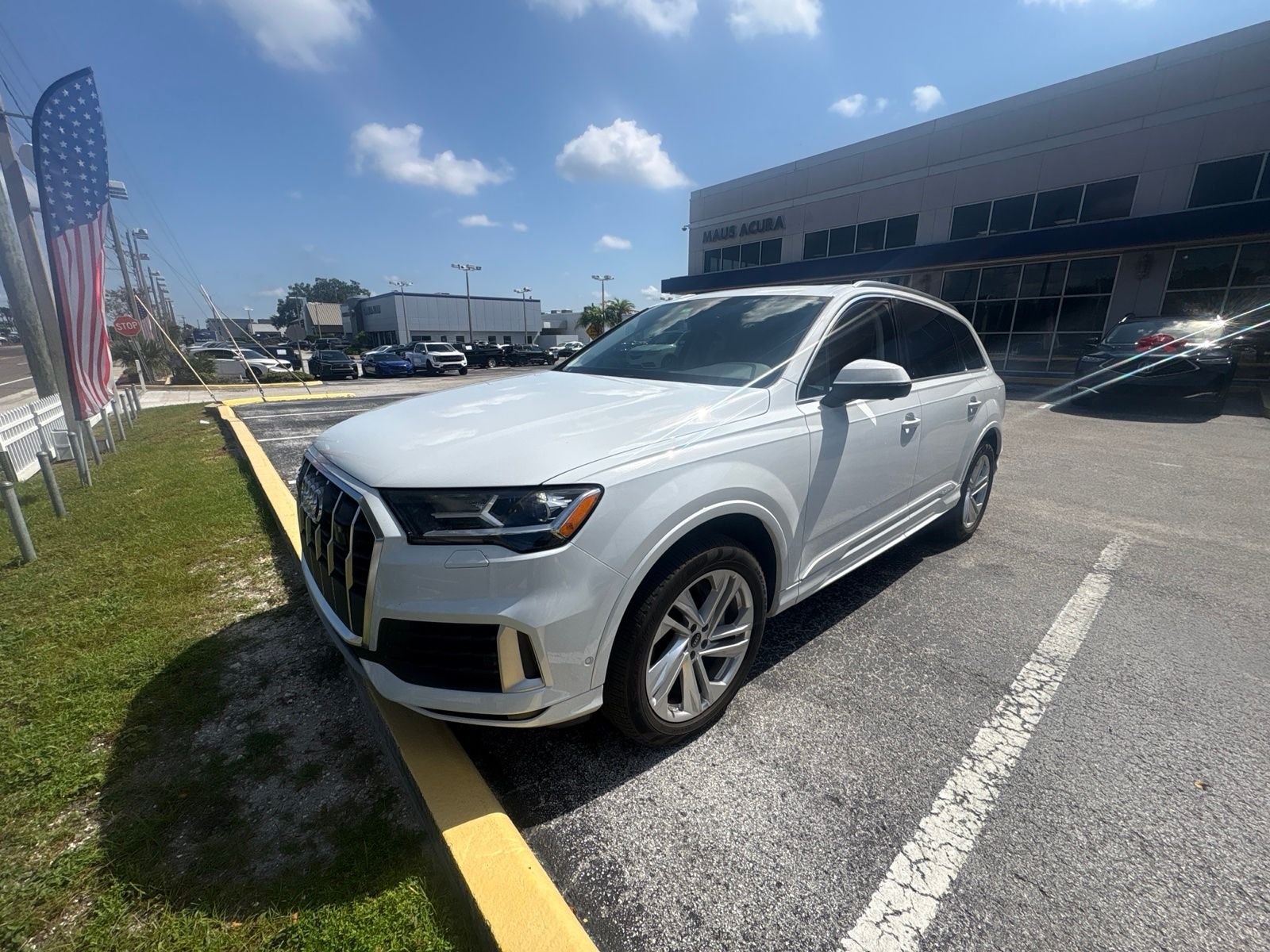 Used 2022 White Audi 45 Premium Plus image 3