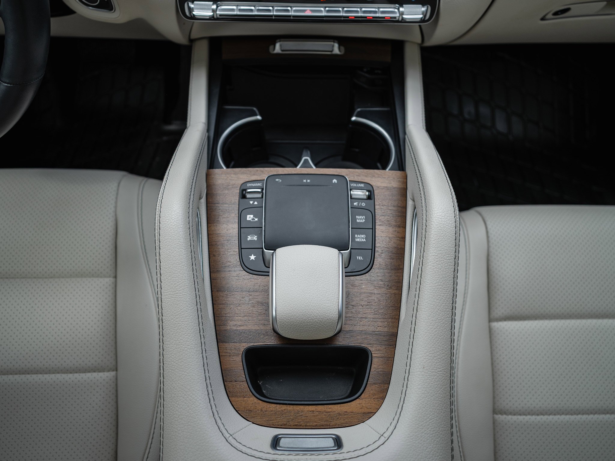 Used 2022 Gray Metallic Mercedes-Benz GLE 350 image 22