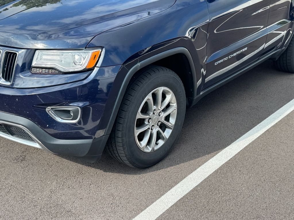 Used 2015 Blue Jeep Limited image 3