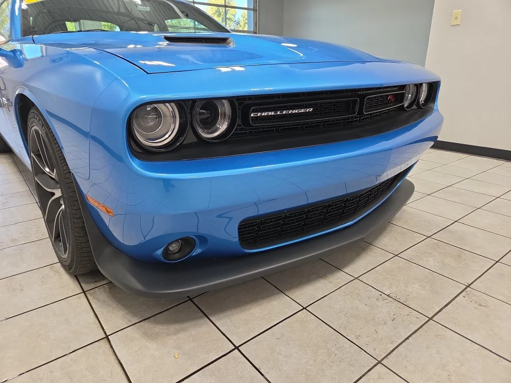 Used 2015 Blue Dodge R/T Scat Pack image 17