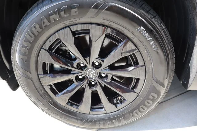 Used 2025 Machine Gray Mazda Premium image 45
