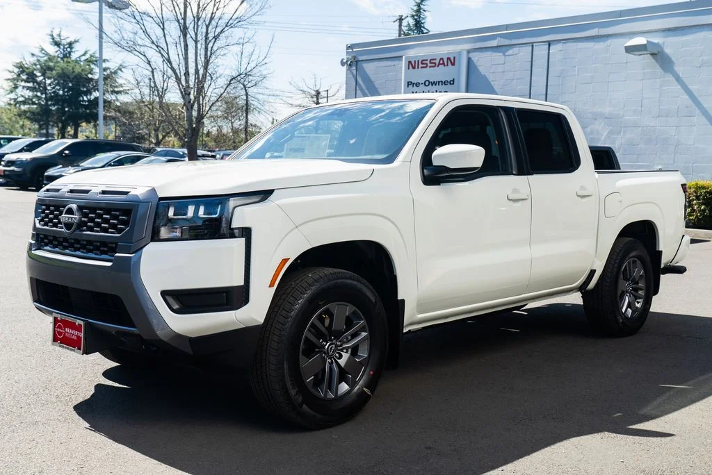 New 2026 Glacier White Nissan Crew Cab SV image 3
