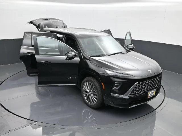 Used 2026 Black Buick Avenir image 30