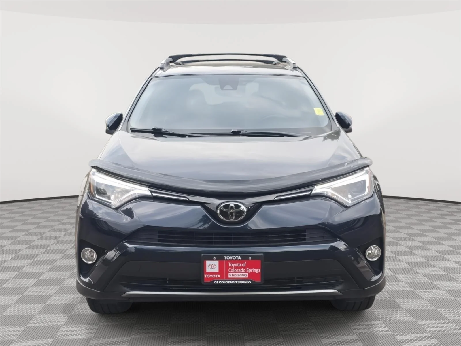 Certified Used 2018 Galactic Aqua Mica Toyota Limited image 2