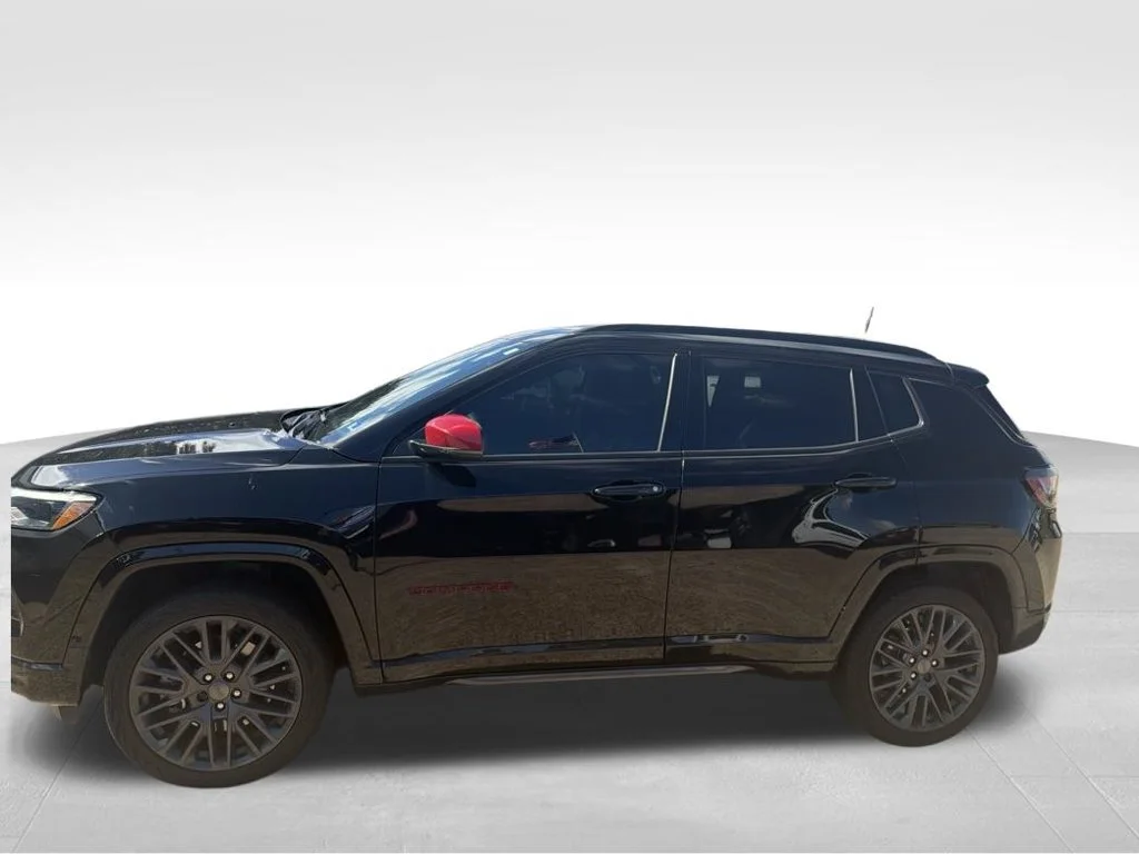 Used 2023 Black Jeep Limited image 2