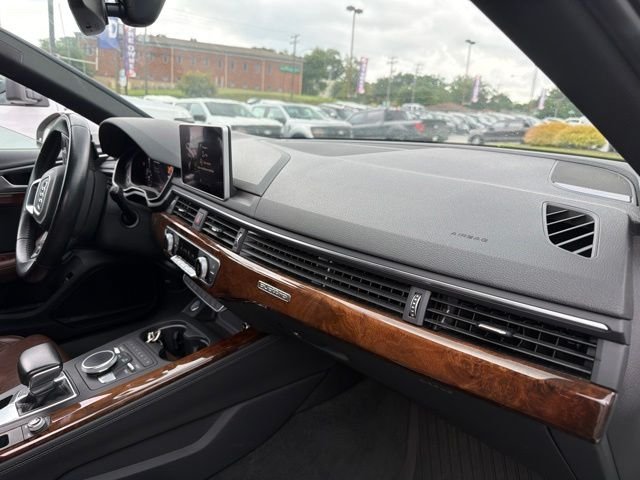 Used 2019 Glacier White Metallic Audi 2.0T Premium image 15