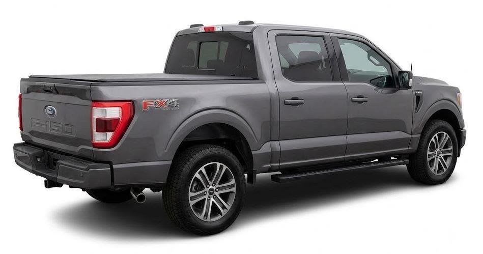 Used 2023 Carbonized Gray Metallic Ford LARIAT image 7