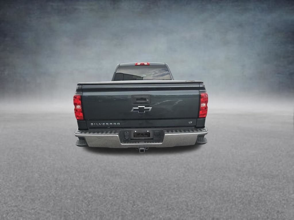 Used 2018 Gray Chevrolet LT image 4