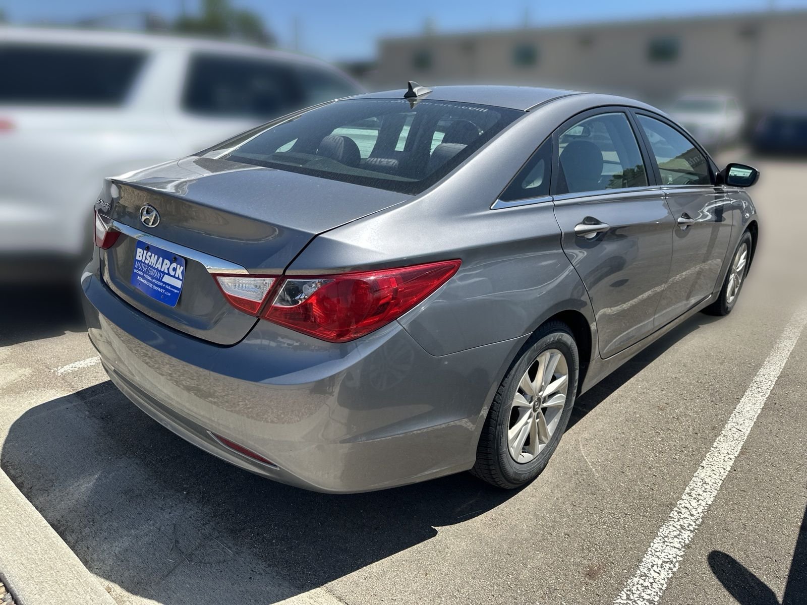 Used 2012 Gray Hyundai GLS image 3