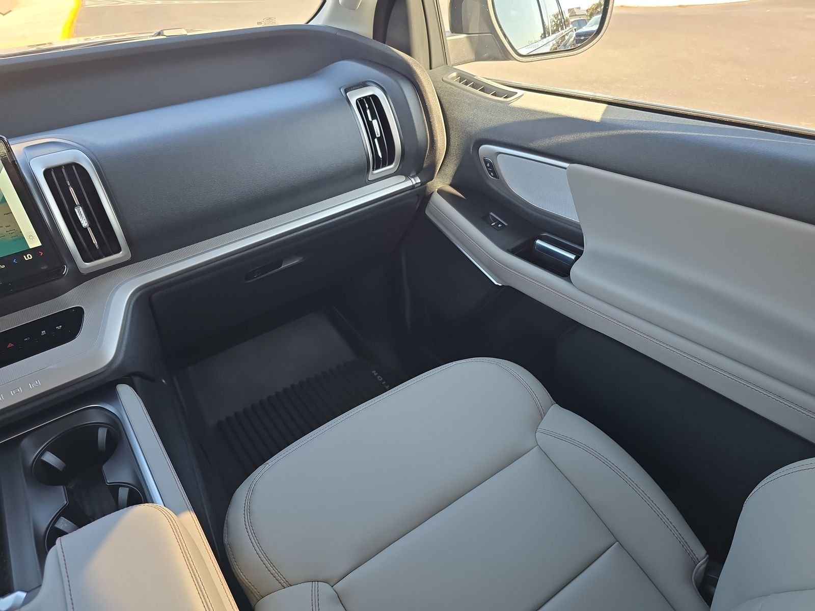 New 2025 Agate Black Metallic Ford Active image 10
