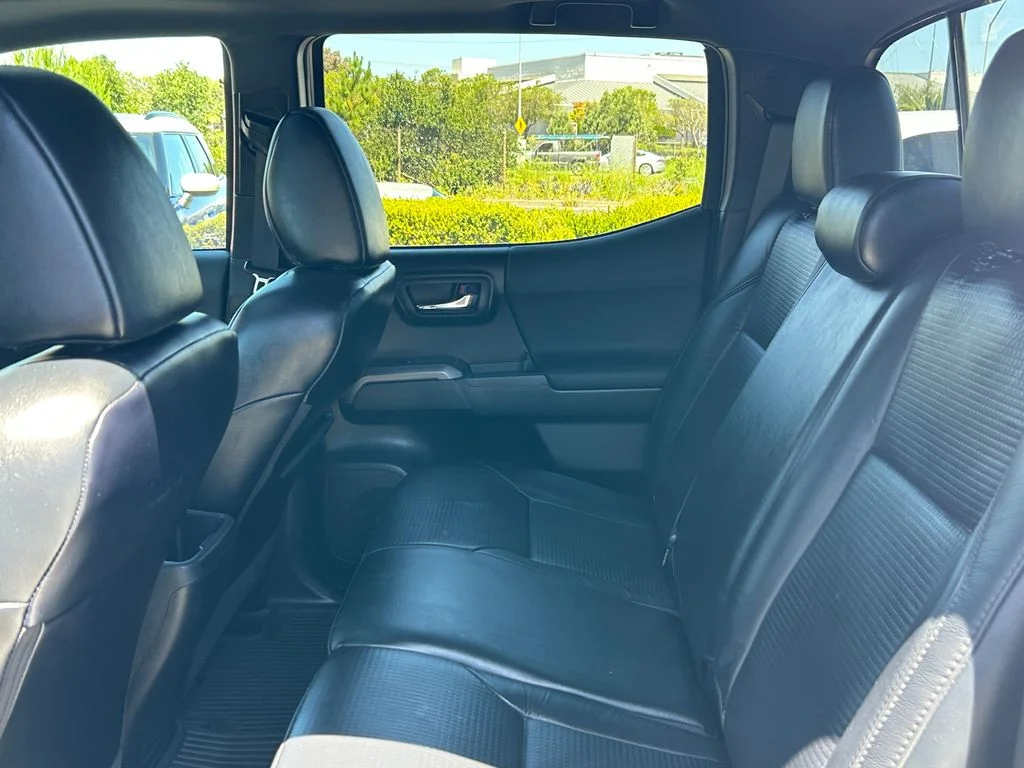 Used 2020 White Toyota TRD Off-Road image 28