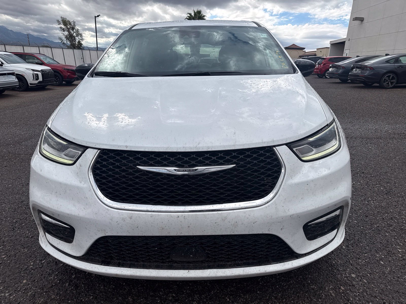 Used 2024 Bright White Clearcoat Chrysler Touring L image 8