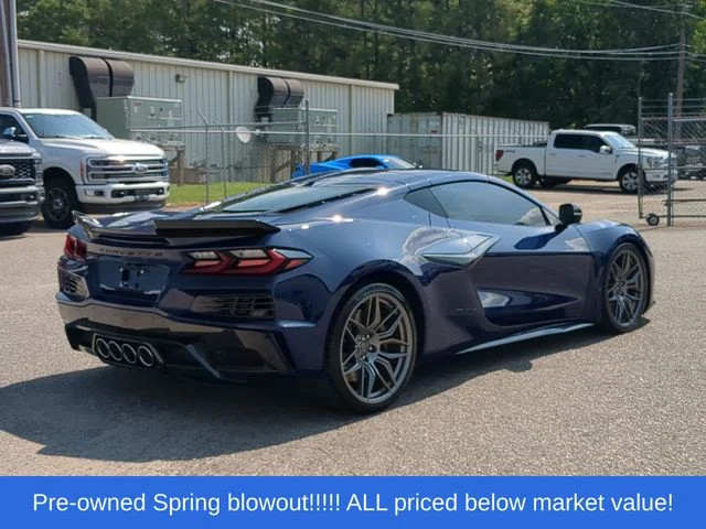 Used 2025 Purple Chevrolet Z06 image 13
