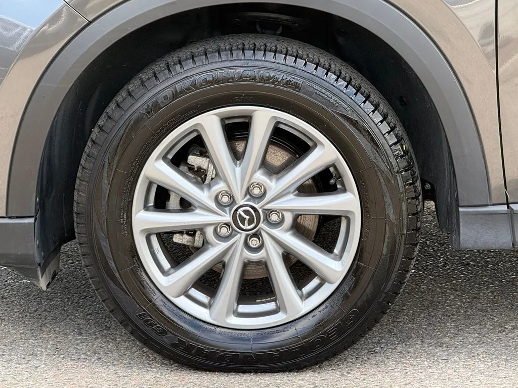 Used 2023 Gray Mazda 2.5 S Preferred Package image 4