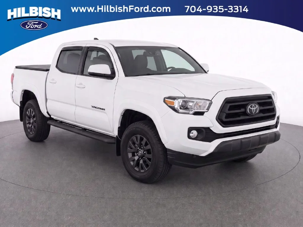 Used 2021 White Toyota SR5 image 1