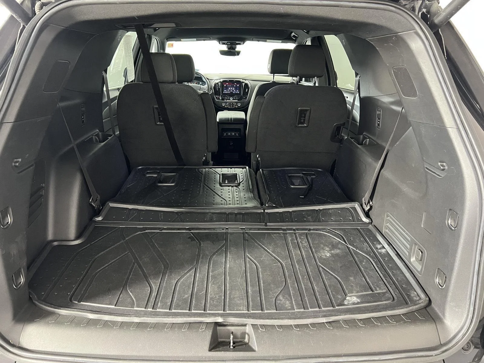 Used 2023 Mosaic Black Metallic Chevrolet LT Cloth image 22