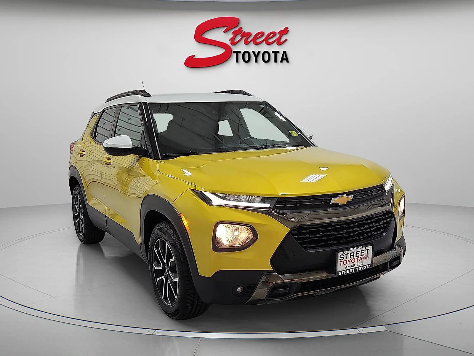 Used 2023 Nitro Yellow Metallic Chevrolet ACTIV image 5