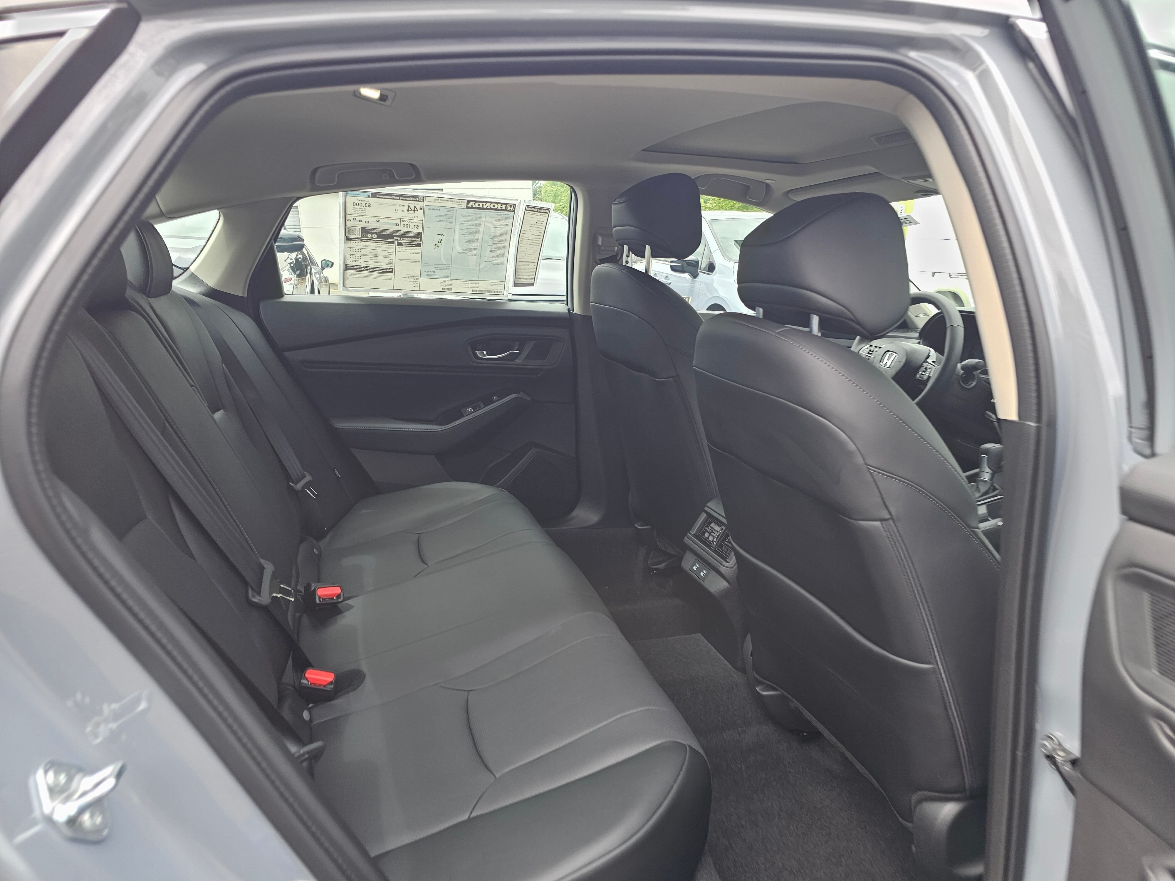 New 2026 Urban Gray Pearl Honda Touring image 15