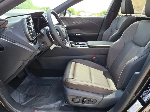 2026 Lexus RX 450h+ Luxury - Photo 22