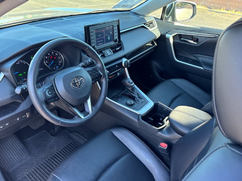2022 Toyota RAV4 XLE Premium - Photo 9