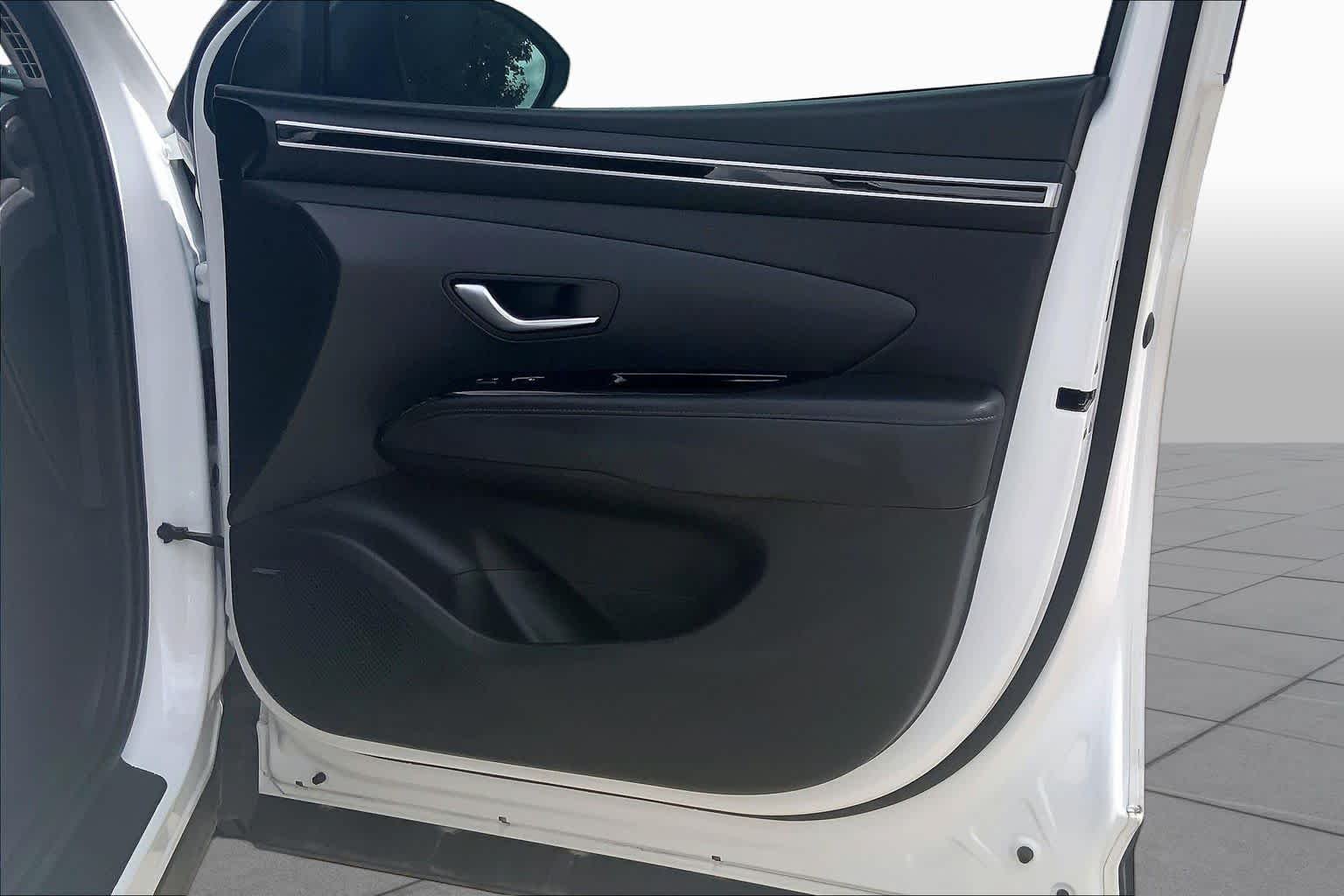 Certified Used 2022 Quartz White Hyundai Limited image 23