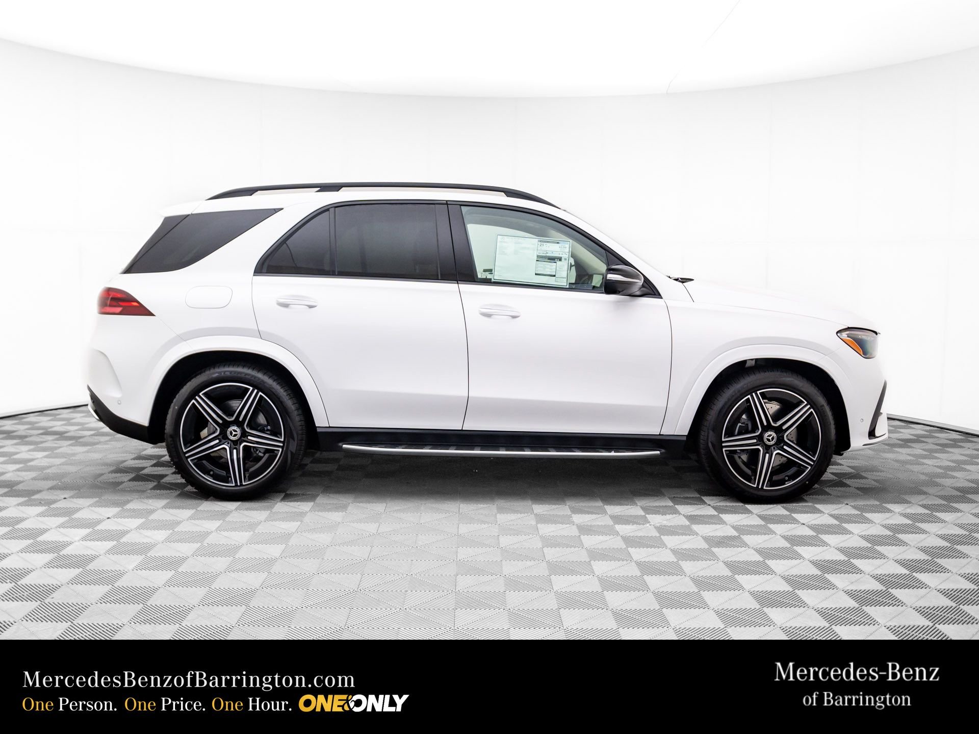 New 2026 Polar White Mercedes-Benz GLE 450 image 7