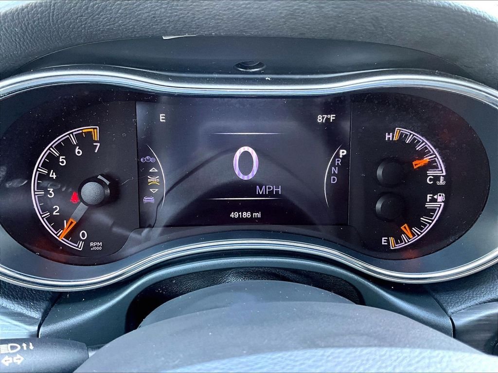 Used 2020 Gray Jeep Altitude image 24