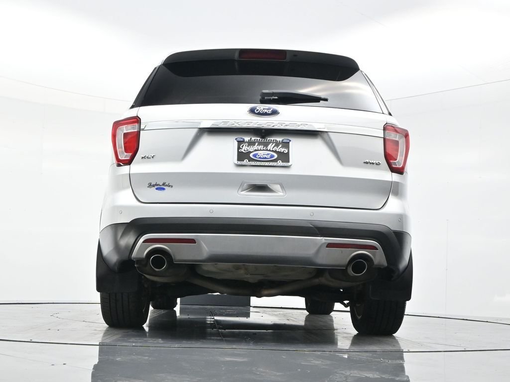 Used 2017 Ingot Silver Ford XLT image 50