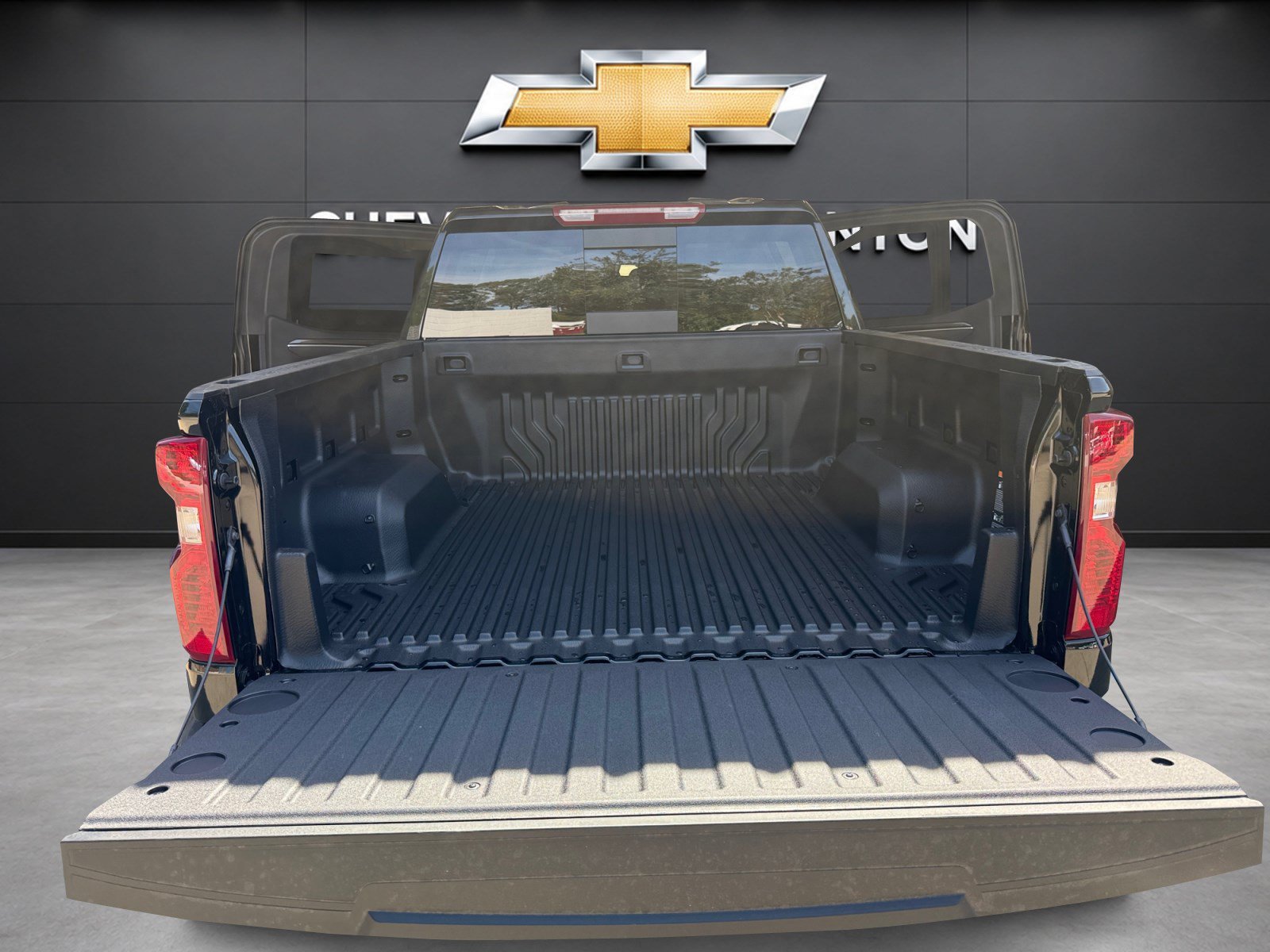 New 2026 Black Chevrolet LT image 17