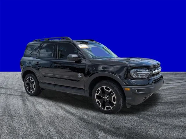 Certified Used 2023 Black Ford Outer Banks image 2
