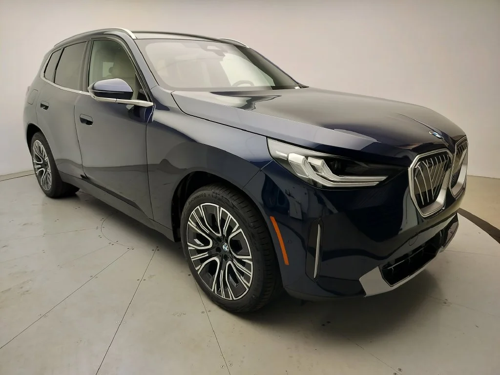 Used 2026 Tanzanite Blue II Metallic BMW 30 xDrive image 2