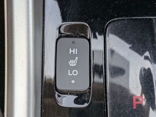 Used 2017 White Honda EX-L image 23