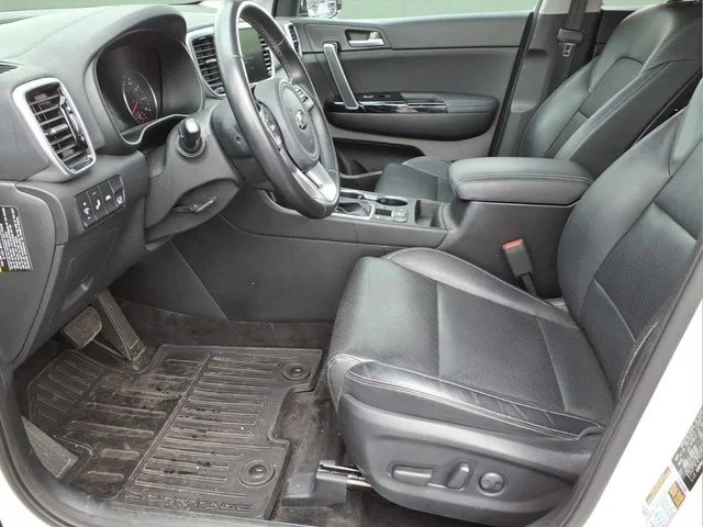 Used 2022 White Kia EX image 15
