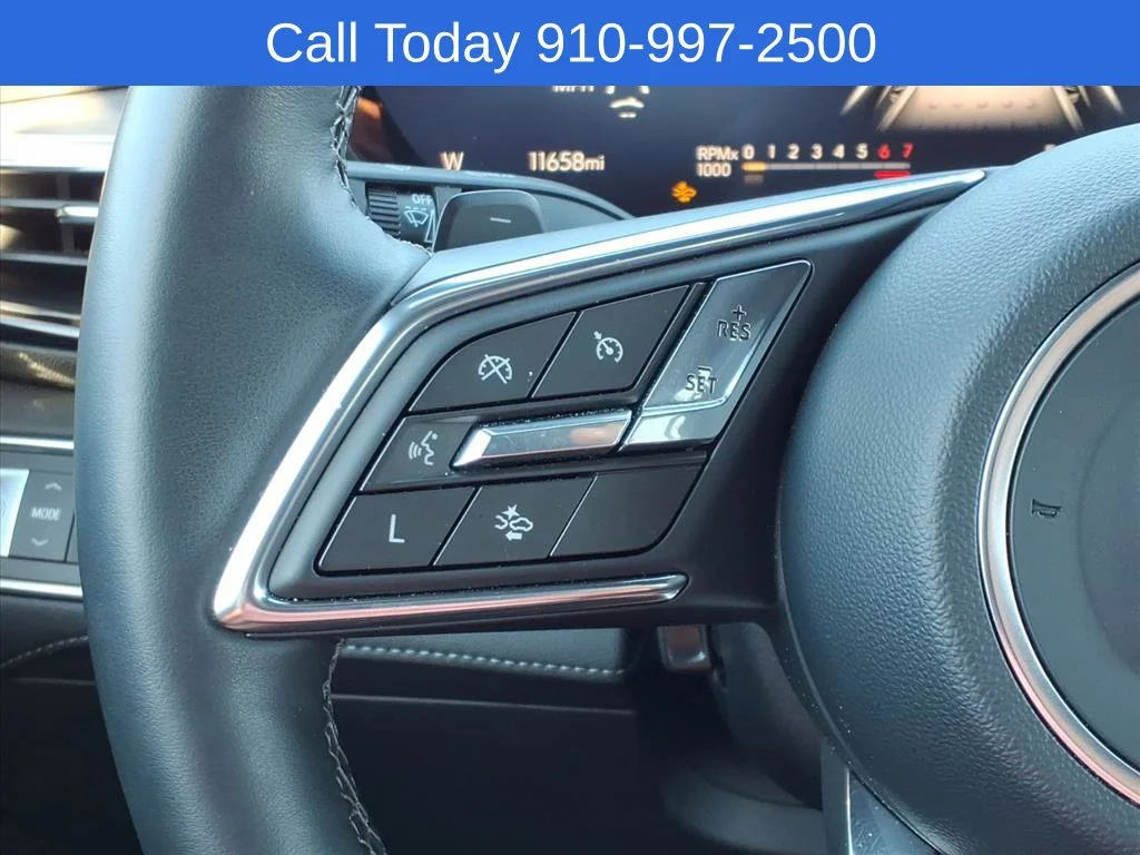 Used 2025 Moonstone Gray Metallic Buick Avenir image 20