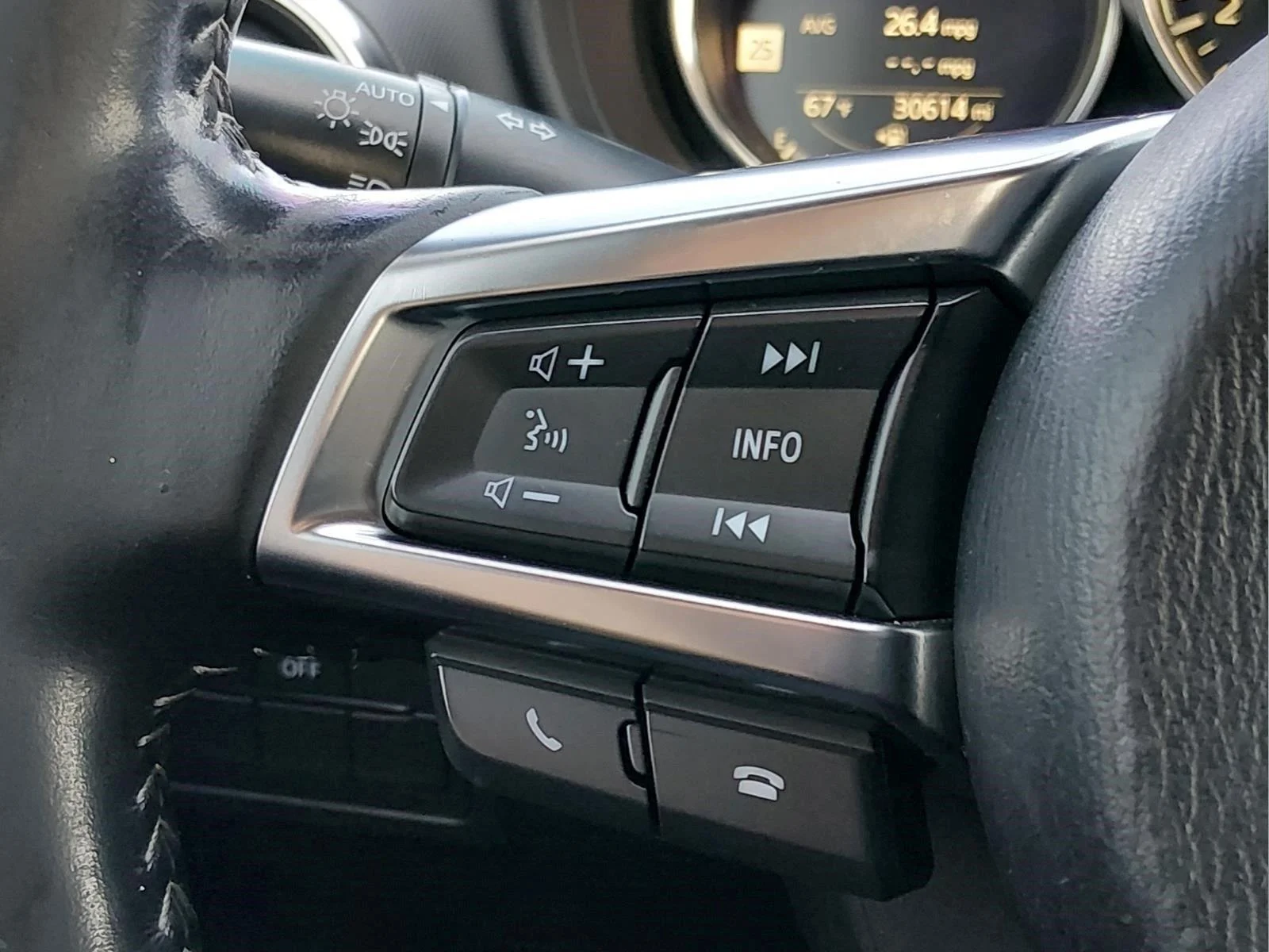 Used 2022 Jet Black Mica Mazda Grand Touring image 29