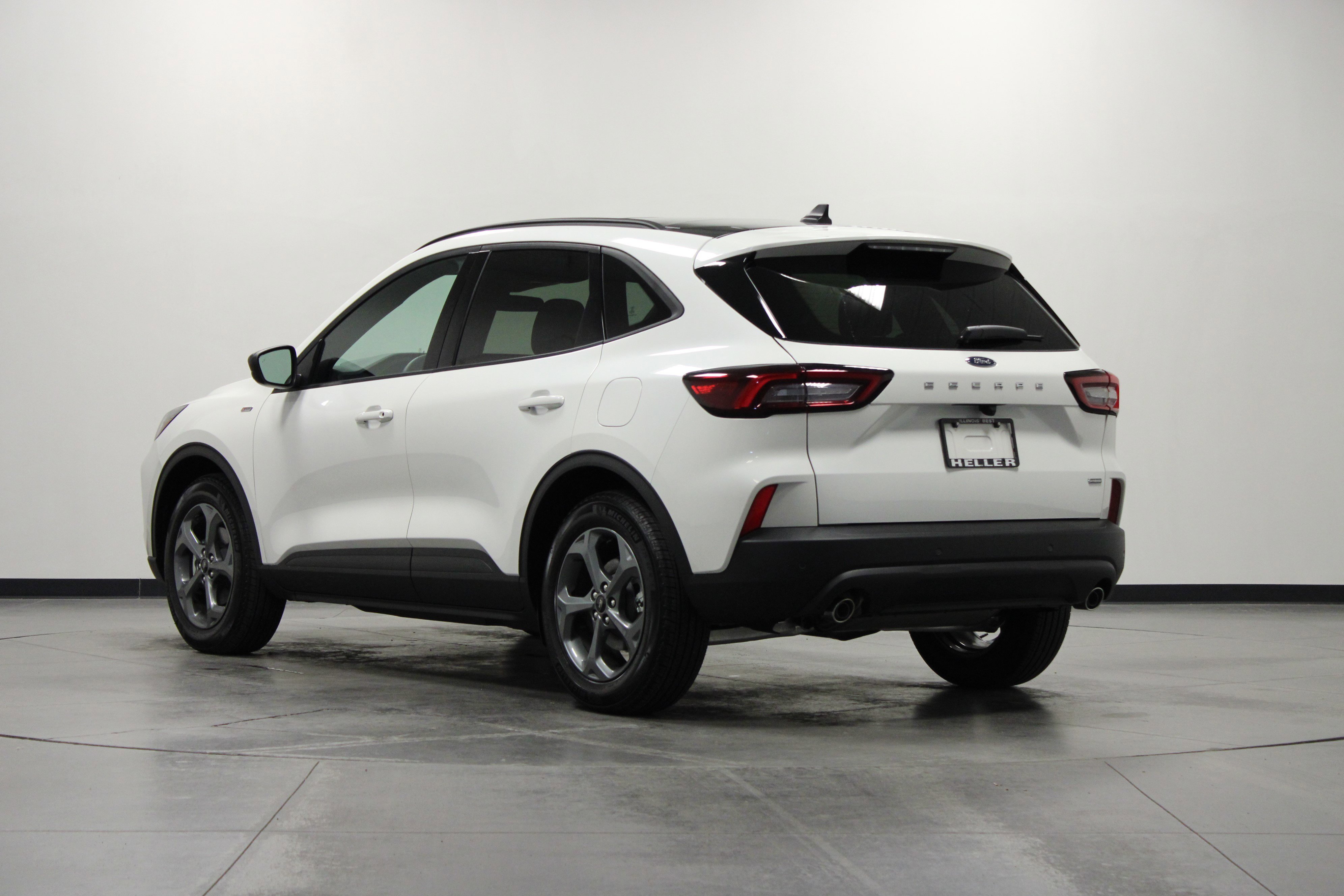 2025 Ford Escape Hybrid ST-Line - Photo 6