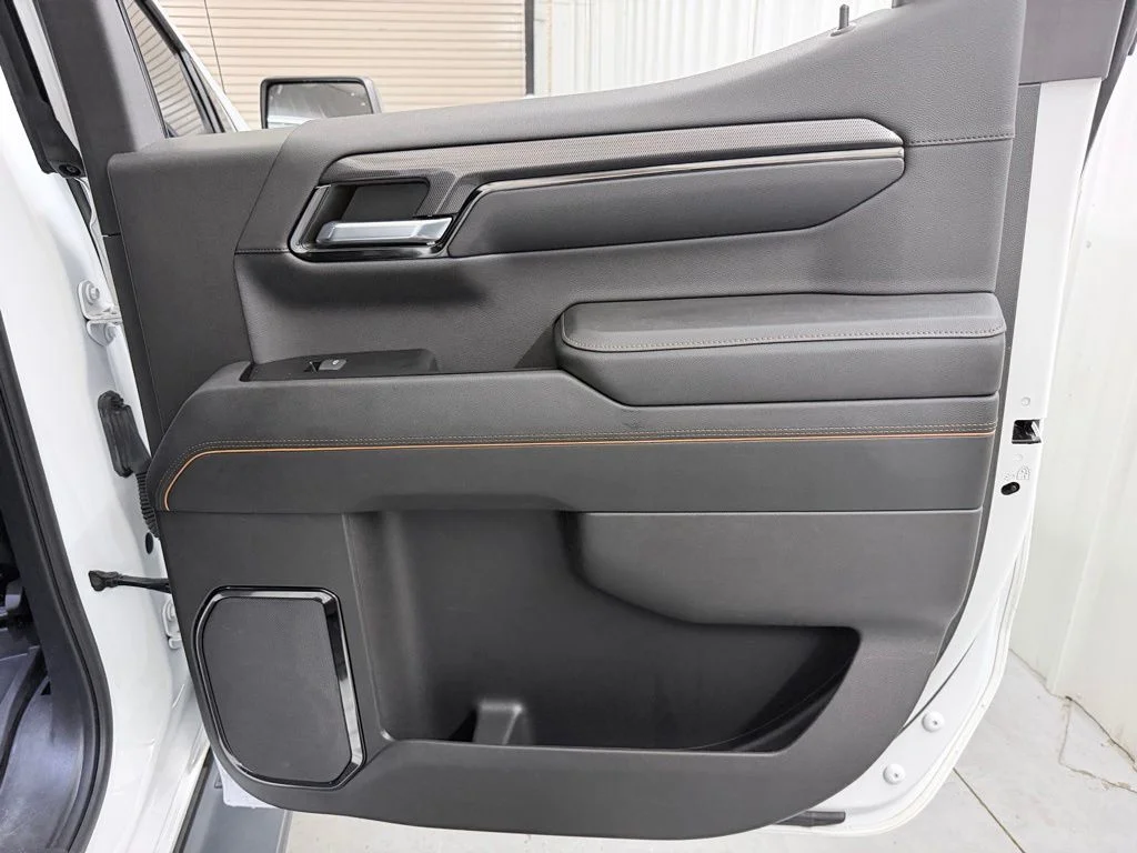 Used 2023 White GMC AT4 image 46