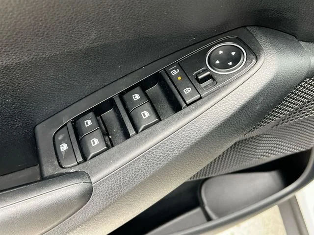 Used 2026 White Kia LX image 23