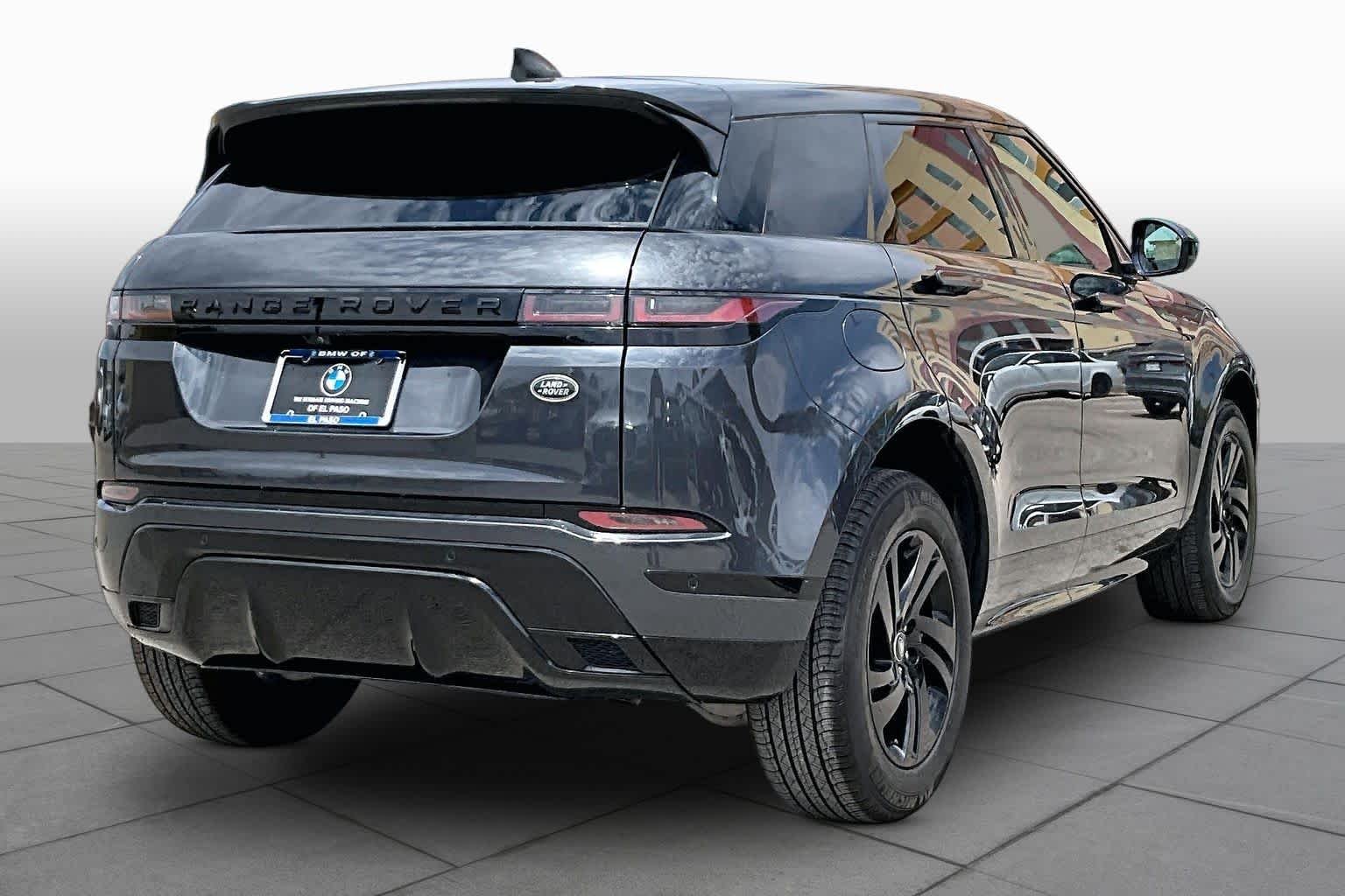 Used 2023 Santorini Black Metallic Land Rover R-Dynamic S image 11