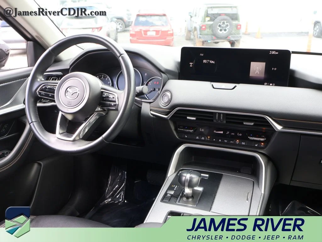 Used 2025 Black Mazda 3.3 Turbo Preferred image 13