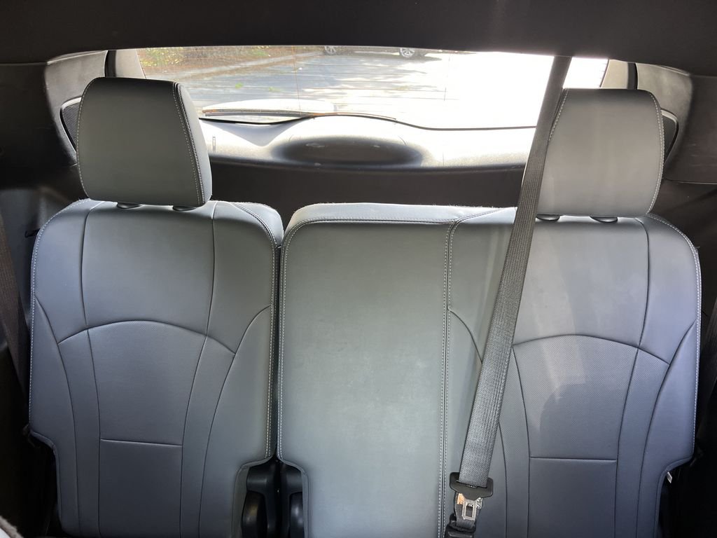 Used 2024 White Buick Premium Group image 19