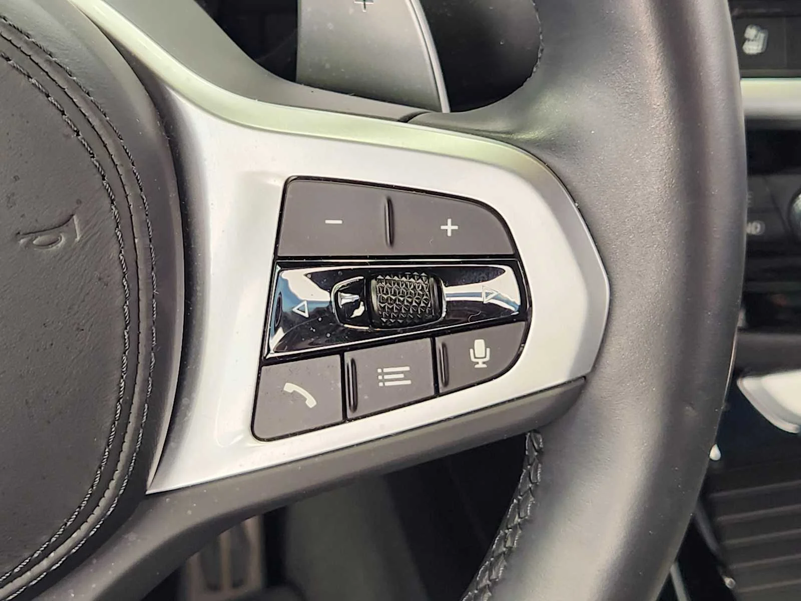 Used 2024 Brooklyn Grey Metallic BMW xDrive30i image 22