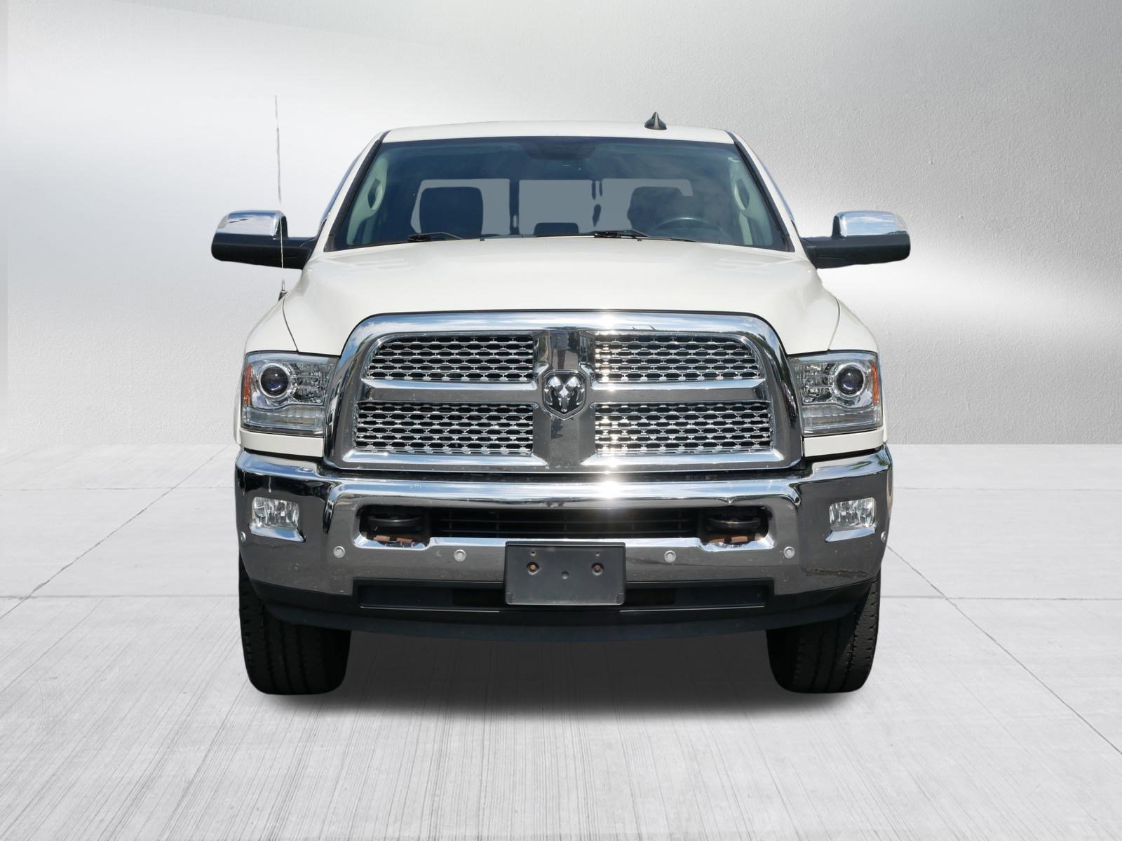 Used 2018 RAM Ram 2500 Pickup Laramie with VIN 3C6UR5FJ8JG193989 for sale in Minneapolis, Minnesota
